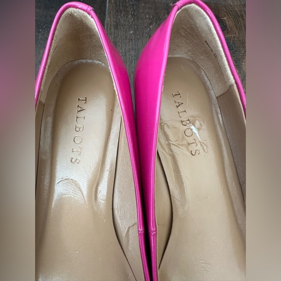 Talbots Fuscia Flamble Patent Leather Peep Toe Heel - size 7 - Picture 6 of 8